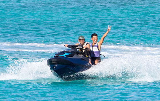 Jet ski