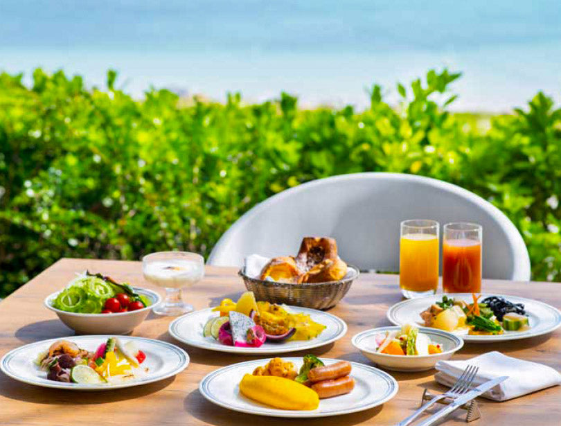 セイルフィッシュカフェ | レストラン&バー | ルネッサンス リゾート