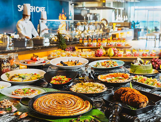 セイルフィッシュカフェ | レストラン&バー | ルネッサンス リゾート